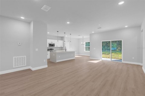 Villa ou maison à vendre à Ocala, Floride: 4 chambres, 181.35 m2 № 2431920 - photo 4