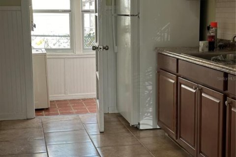 Снять в аренду квартиру в Тарпон-Спрингс, Флорида 5 комнат, 182.83м2, № 1392759 - фото 19