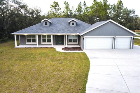 Villa ou maison à vendre à Weeki Wachee, Floride: 3 chambres, 182.55 m2 № 2318804 - photo 3