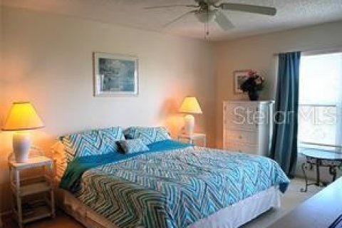 Condominio en alquiler en Tarpon Springs, Florida, 2 dormitorios, 106.84 m2 № 2356062 - foto 23