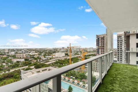 Condo in Miami, Florida, 2 bedrooms  № 1922181 - photo 25