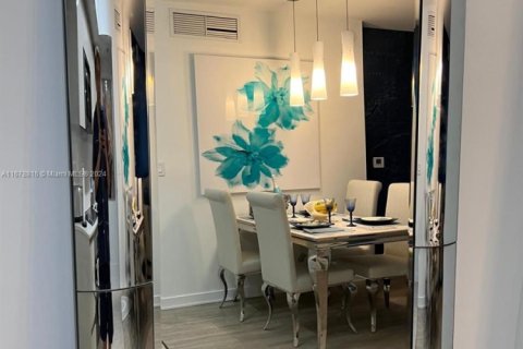 Copropriété à vendre à Hallandale Beach, Floride: 2 chambres, 94.76 m2 № 1977928 - photo 20