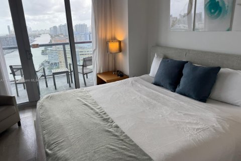 Copropriété à vendre à Hallandale Beach, Floride: 2 chambres, 94.76 m2 № 1977928 - photo 24