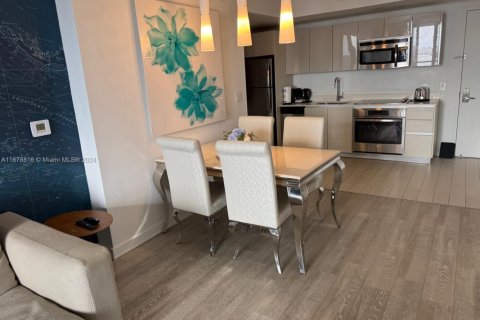 Copropriété à vendre à Hallandale Beach, Floride: 2 chambres, 94.76 m2 № 1977928 - photo 5