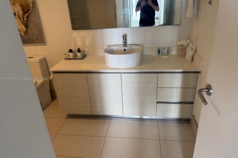 Copropriété à vendre à Hallandale Beach, Floride: 2 chambres, 94.76 m2 № 1977928 - photo 27