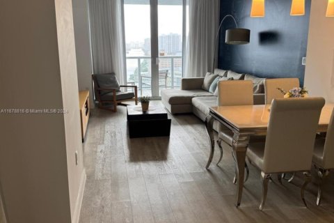 Copropriété à vendre à Hallandale Beach, Floride: 2 chambres, 94.76 m2 № 1977928 - photo 12