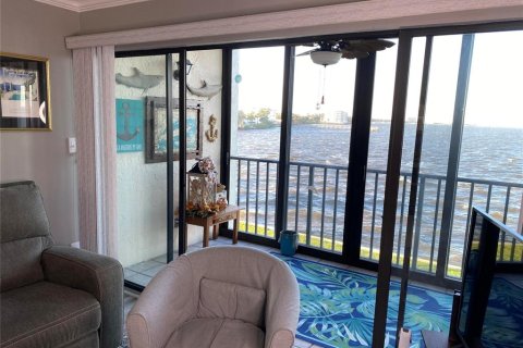 Copropriété à vendre à Titusville, Floride: 2 chambres, 77.11 m2 № 2238491 - photo 4