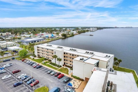 Copropriété à vendre à Titusville, Floride: 2 chambres, 77.11 m2 № 2238491 - photo 27