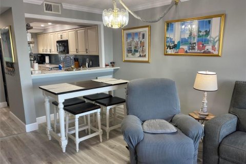 Copropriété à vendre à Titusville, Floride: 2 chambres, 77.11 m2 № 2238491 - photo 6
