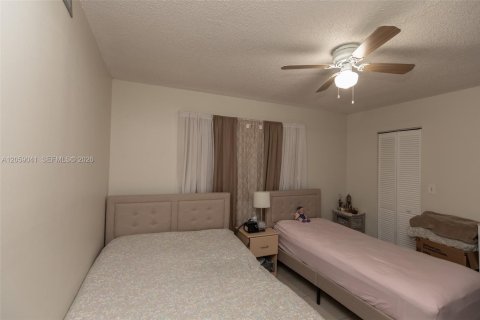 Copropriété à louer à Miami, Floride: 2 chambres, 86.12 m2 № 2191222 - photo 9