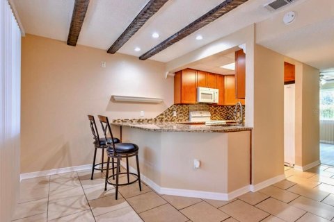 Touwnhouse à vendre à Clearwater, Floride: 2 chambres, 107.02 m2 № 1744229 - photo 12