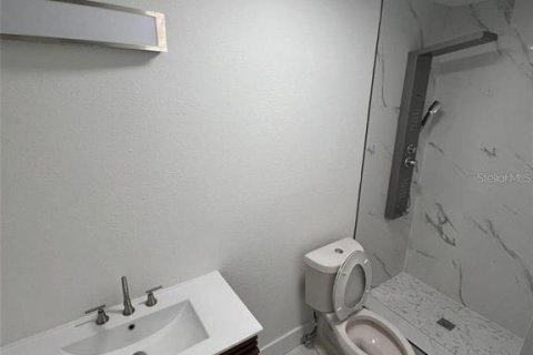 House in Saint Petersburg, Florida 3 bedrooms, 98.1 sq.m. № 1880927 - photo 14
