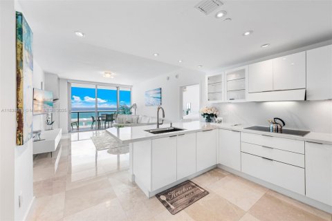 Condominio en venta en Miami Beach, Florida, 2 dormitorios, 102.66 m2 № 1834421 - foto 16
