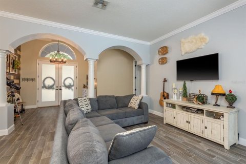 House in Odessa, Florida 4 bedrooms, 254.83 sq.m. № 1808429 - photo 13