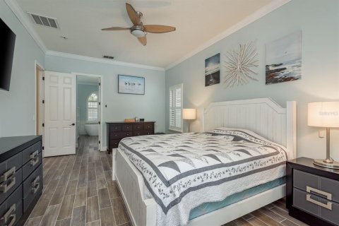 House in Odessa, Florida 4 bedrooms, 254.83 sq.m. № 1808429 - photo 27