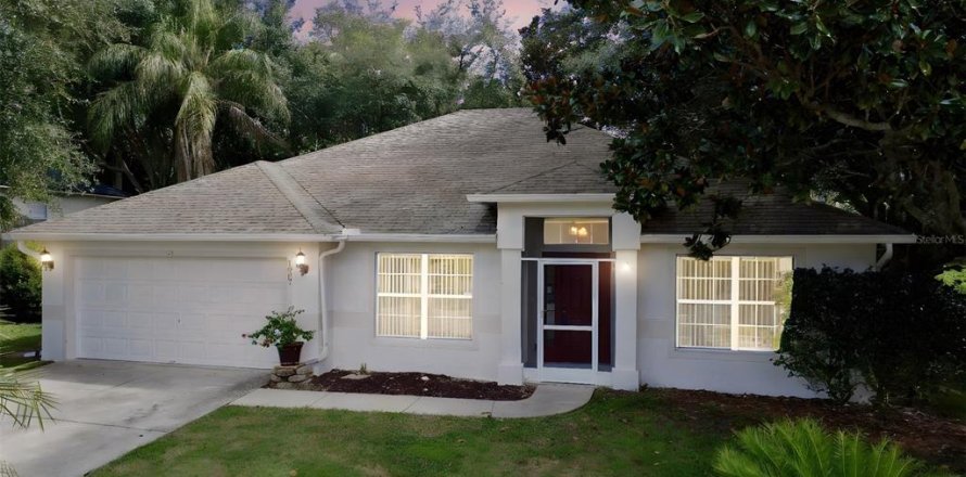 Casa en Minneola, Florida 3 dormitorios, 169.27 m2 № 1909474