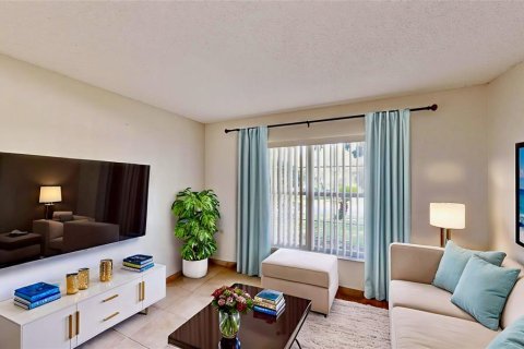 Casa en venta en Minneola, Florida, 3 dormitorios, 169.27 m2 № 1909474 - foto 3