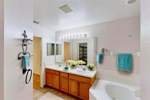 Casa en venta en Minneola, Florida, 3 dormitorios, 169.27 m2 № 1909474 - foto 8