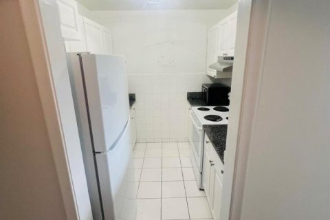 Appartement à louer à Riviera Beach, Floride: 1 chambre, 69.68 m2 № 2388018 - photo 3
