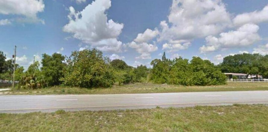 Terrain à Fort Pierce, Floride № 815496