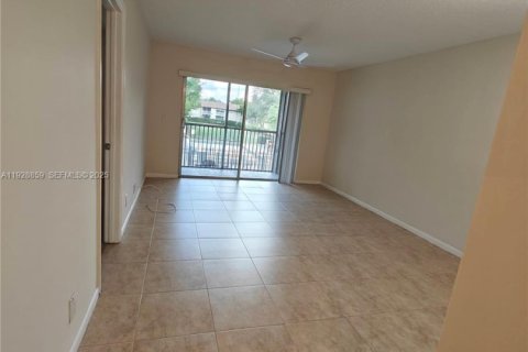 Снять в аренду кондоминиум в Корал-Спрингс, Флорида 1 спальня, 57.6м2, № 1992238 - фото 14