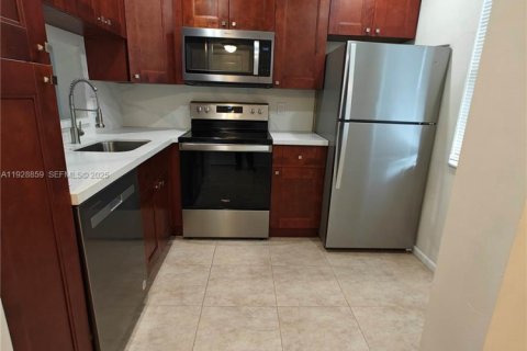 Снять в аренду кондоминиум в Корал-Спрингс, Флорида 1 спальня, 57.6м2, № 1992238 - фото 7