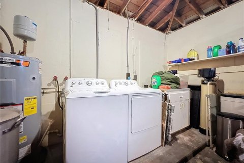 House in Saint Petersburg, Florida 3 bedrooms, 125.98 sq.m. № 1885527 - photo 14