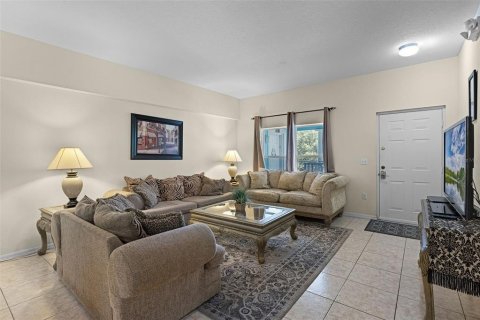Condominio en venta en Kissimmee, Florida, 3 dormitorios, 137.87 m2 № 1784353 - foto 4