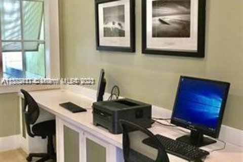 Copropriété à louer à Highland Beach, Floride: 2 chambres, 130.06 m2 № 1708758 - photo 24