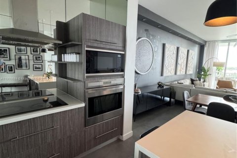Снять в аренду кондоминиум в Майами, Флорида 3 спальни, 158.68м2, № 1968182 - фото 11