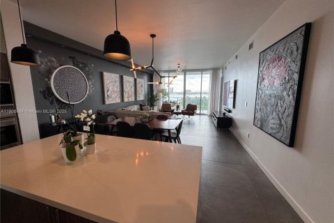 Снять в аренду кондоминиум в Майами, Флорида 3 спальни, 158.68м2, № 1968182 - фото 13