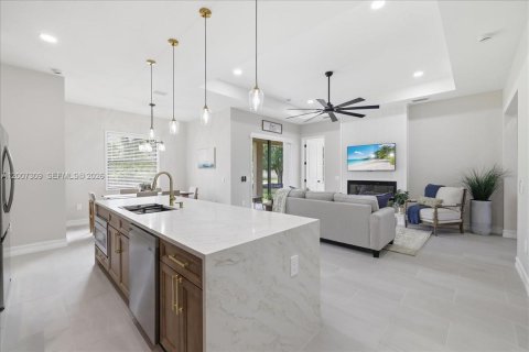 Casa en venta en Lehigh Acres, Florida, 4 dormitorios, 153.2 m2 № 2071285 - foto 18