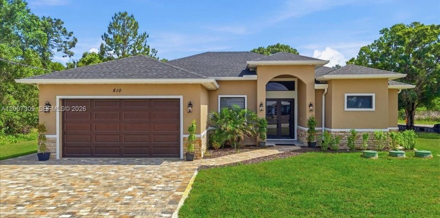 Casa en Lehigh Acres, Florida 4 dormitorios, 153.2 m2 № 2071285