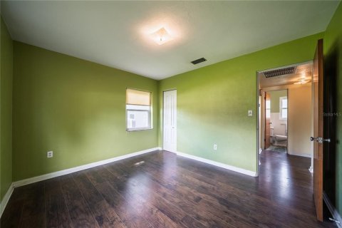 Villa ou maison à vendre à Orlando, Floride: 2 chambres, 90.67 m2 № 2432596 - photo 20
