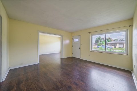 Villa ou maison à vendre à Orlando, Floride: 2 chambres, 90.67 m2 № 2432596 - photo 2