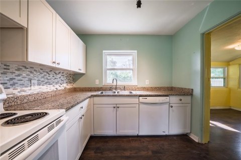 Villa ou maison à vendre à Orlando, Floride: 2 chambres, 90.67 m2 № 2432596 - photo 10