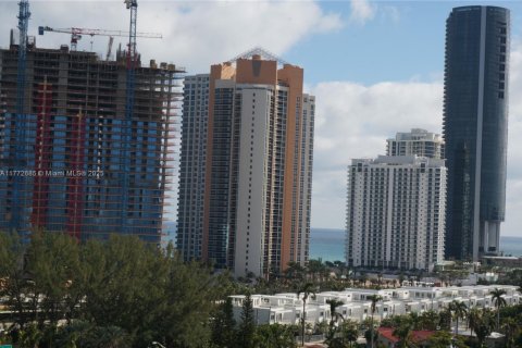 Copropriété à louer à Sunny Isles Beach, Floride: 1 chambre, 93.37 m2 № 1985676 - photo 8