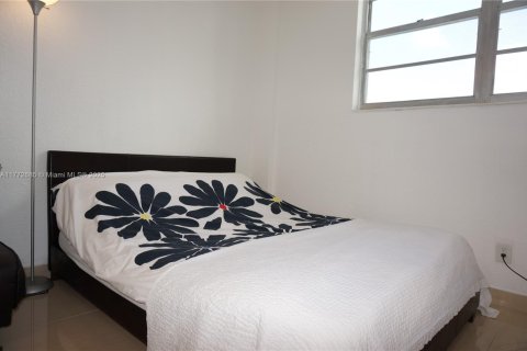 Copropriété à louer à Sunny Isles Beach, Floride: 1 chambre, 93.37 m2 № 1985676 - photo 17