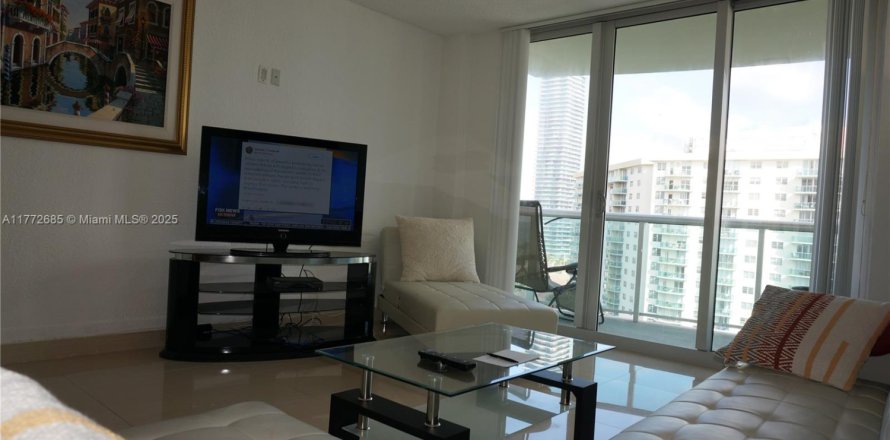 Condo à Sunny Isles Beach, Floride, 1 chambre № 1985676