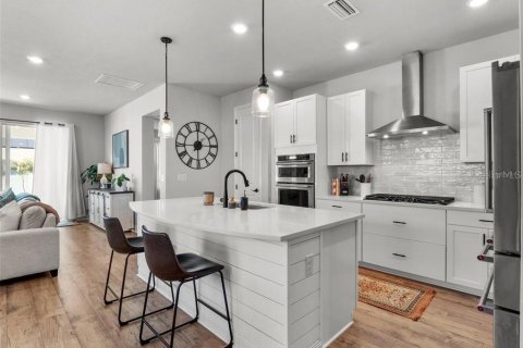 Casa en alquiler en Odessa, Florida, 3 dormitorios, 159.33 m2 № 1815109 - foto 4
