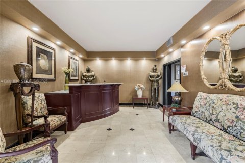 Immobilier commercial à vendre à Coral Gables, Floride № 2170276 - photo 8