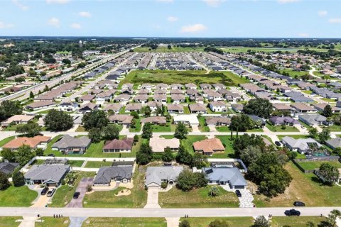 Villa ou maison à vendre à Ocala, Floride: 3 chambres, 205.41 m2 № 2364642 - photo 9