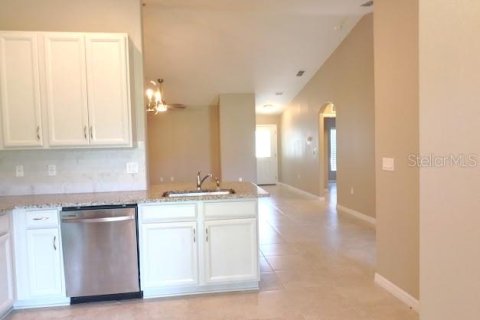 Apartment in Palm Coast, Florida 3 bedrooms, 120.77 sq.m. № 2167796 - photo 7