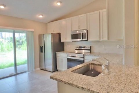 Apartment in Palm Coast, Florida 3 bedrooms, 120.77 sq.m. № 2167796 - photo 5