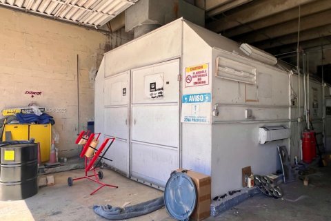 Immobilier commercial à vendre à Hialeah, Floride № 1934248 - photo 8