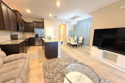 Townhouse in Sarasota, Florida 3 bedrooms, 160.26 sq.m. № 2239539 - photo 8