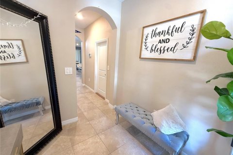 Townhouse in Sarasota, Florida 3 bedrooms, 160.26 sq.m. № 2239539 - photo 2