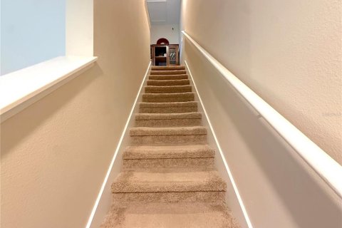 Townhouse in Sarasota, Florida 3 bedrooms, 160.26 sq.m. № 2239539 - photo 9