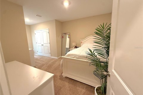 Townhouse in Sarasota, Florida 3 bedrooms, 160.26 sq.m. № 2239539 - photo 16