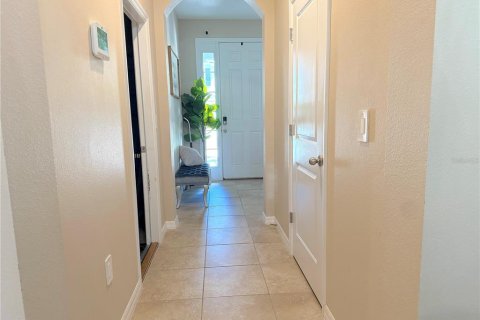 Townhouse in Sarasota, Florida 3 bedrooms, 160.26 sq.m. № 2239539 - photo 3
